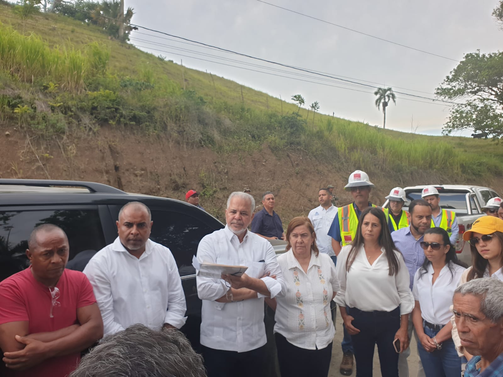 Autoridades supervisan avances en reconstrucción vial entre Alto del Añil y Alto del Aguacate
