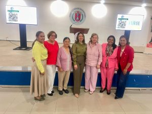 Gobernadora Luisa Jiménez respalda la iniciativa Mujer Rural en La Vega